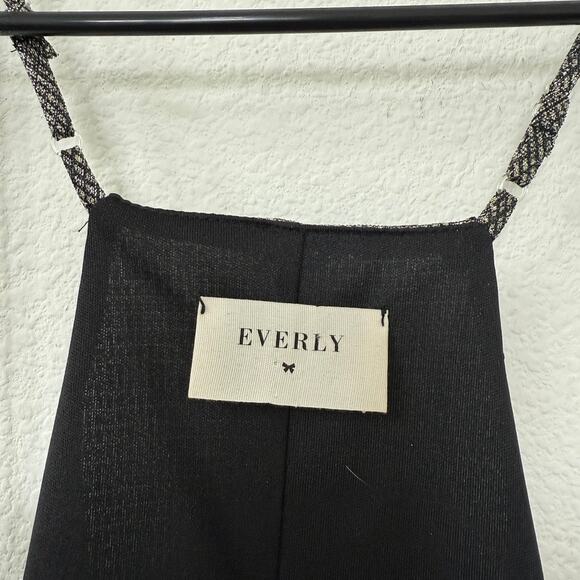 EVERLY Slip Mini Dress Metallic Grid Black Silver Strappy A-Line Cocktail L - Picture 3 of 6